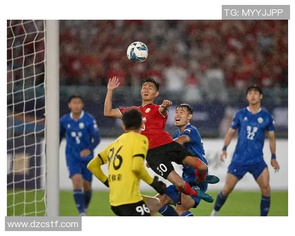 追逐梦想的绿茵场我渴望成为闪耀的足球明星